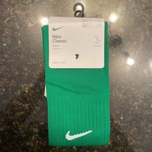 Nike Soccer Socks Classic Knee High Green White Size Medium SX5728-302